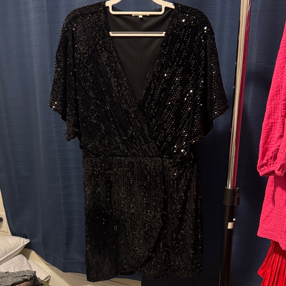Elegant Black Sequin Mini Dress
